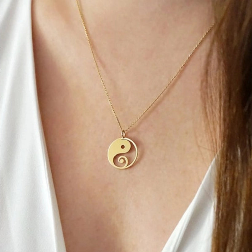 Collier Yin Yang en Or 18 carats