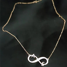 Collier 2 lettres initiales liées à l'infini en Or 18 carats