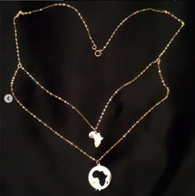 Double collier du continent d'Afrique en Or 18 carats