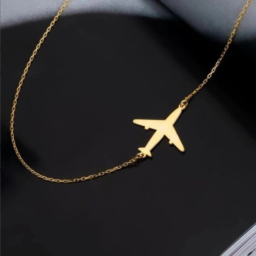 Collier d'avion ✈️ en Or 18 carats